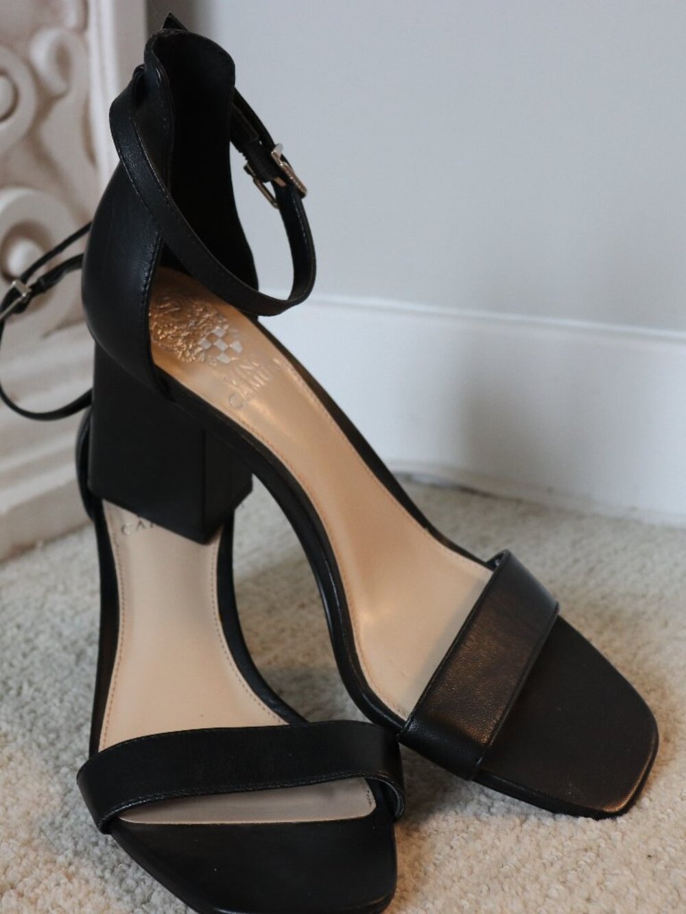 Vince Camuto Black Ankle Strap Block Heel Sandals Size 8